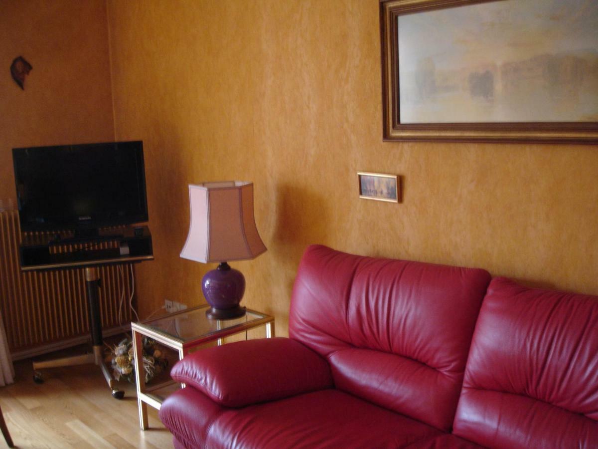 Patio Apartment กอลมาร์ ภายนอก รูปภาพ